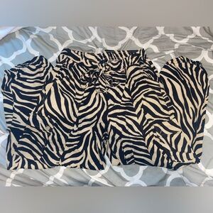 Rachel Zoe Black and Tan Zebra Striped Cargo Joggers